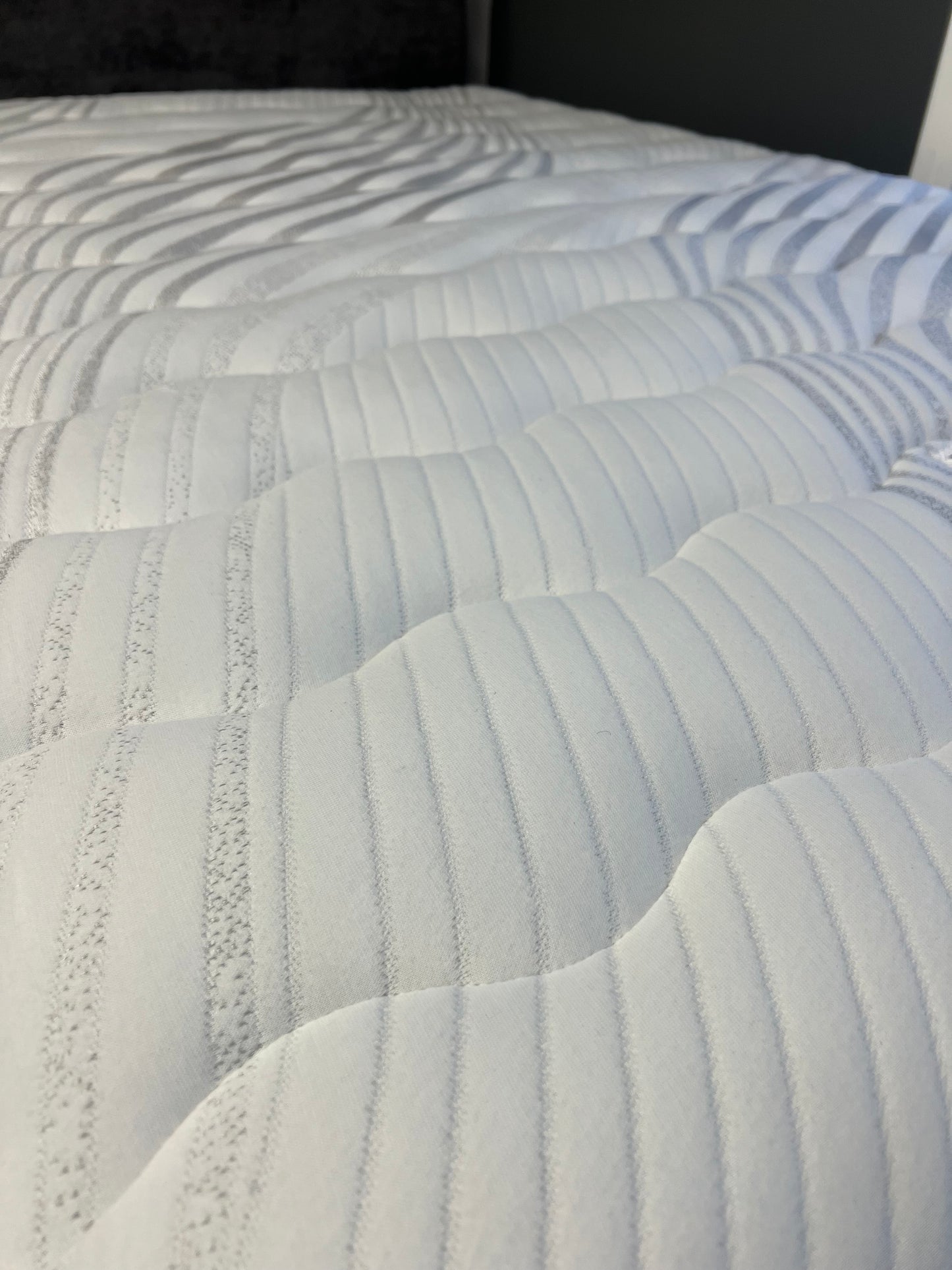 Jade Zero Gravity Mattress - Nimbus Beds