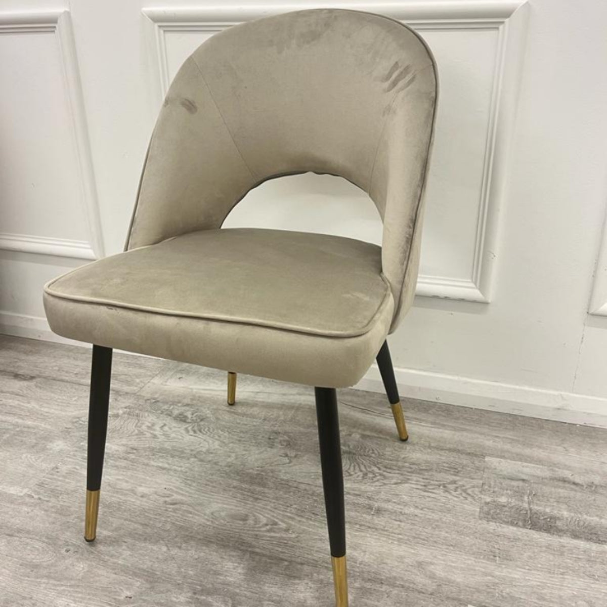 2026 Astra Dining Chair in Champagne Velvet