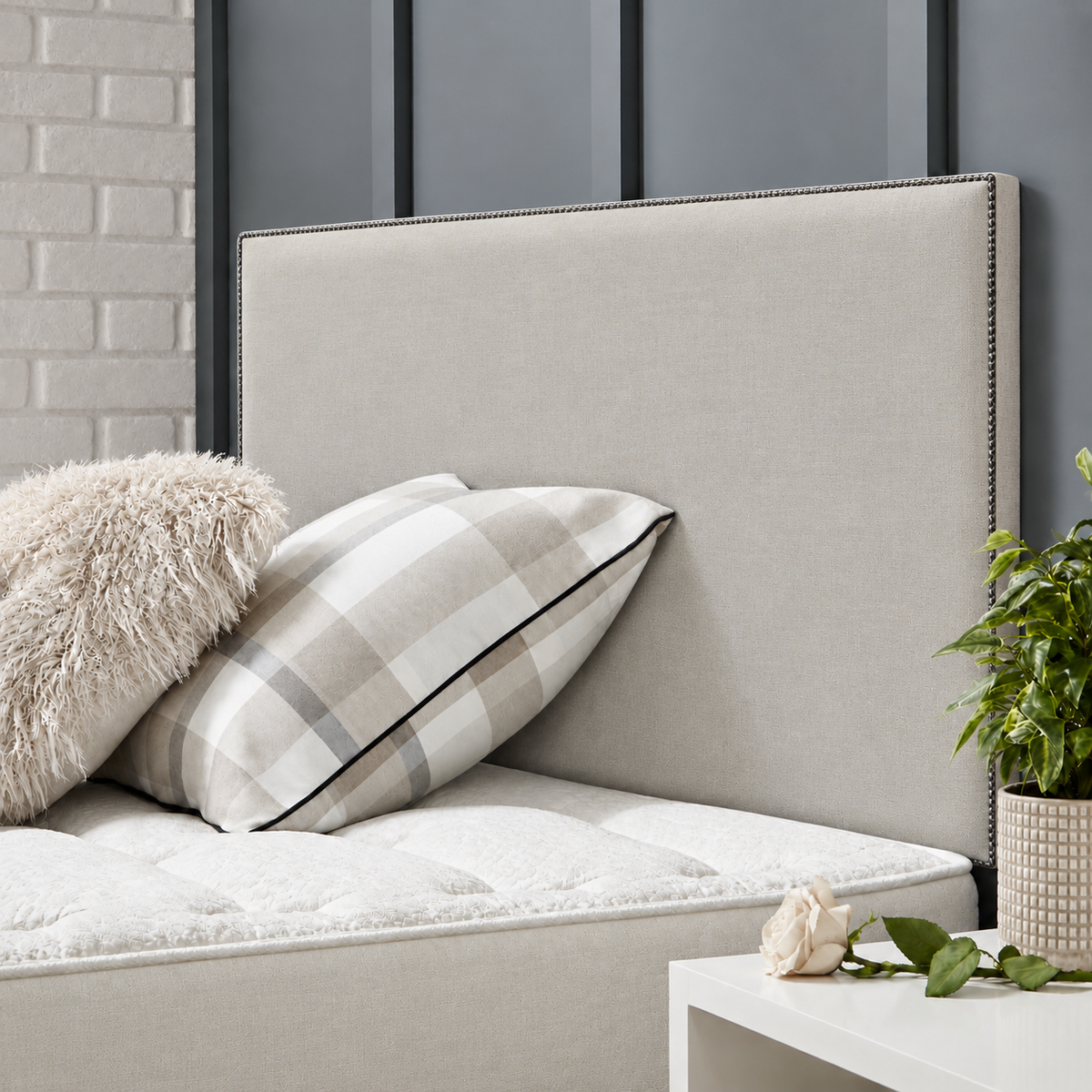 2026 24" Ripon Strutted Headboard