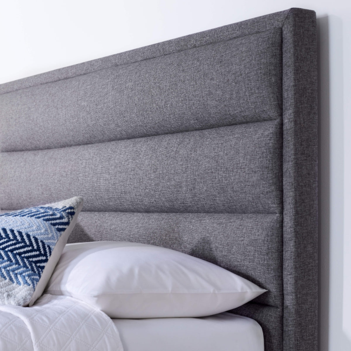 2026 KYRA TV Ottoman Storage Bed in Grey