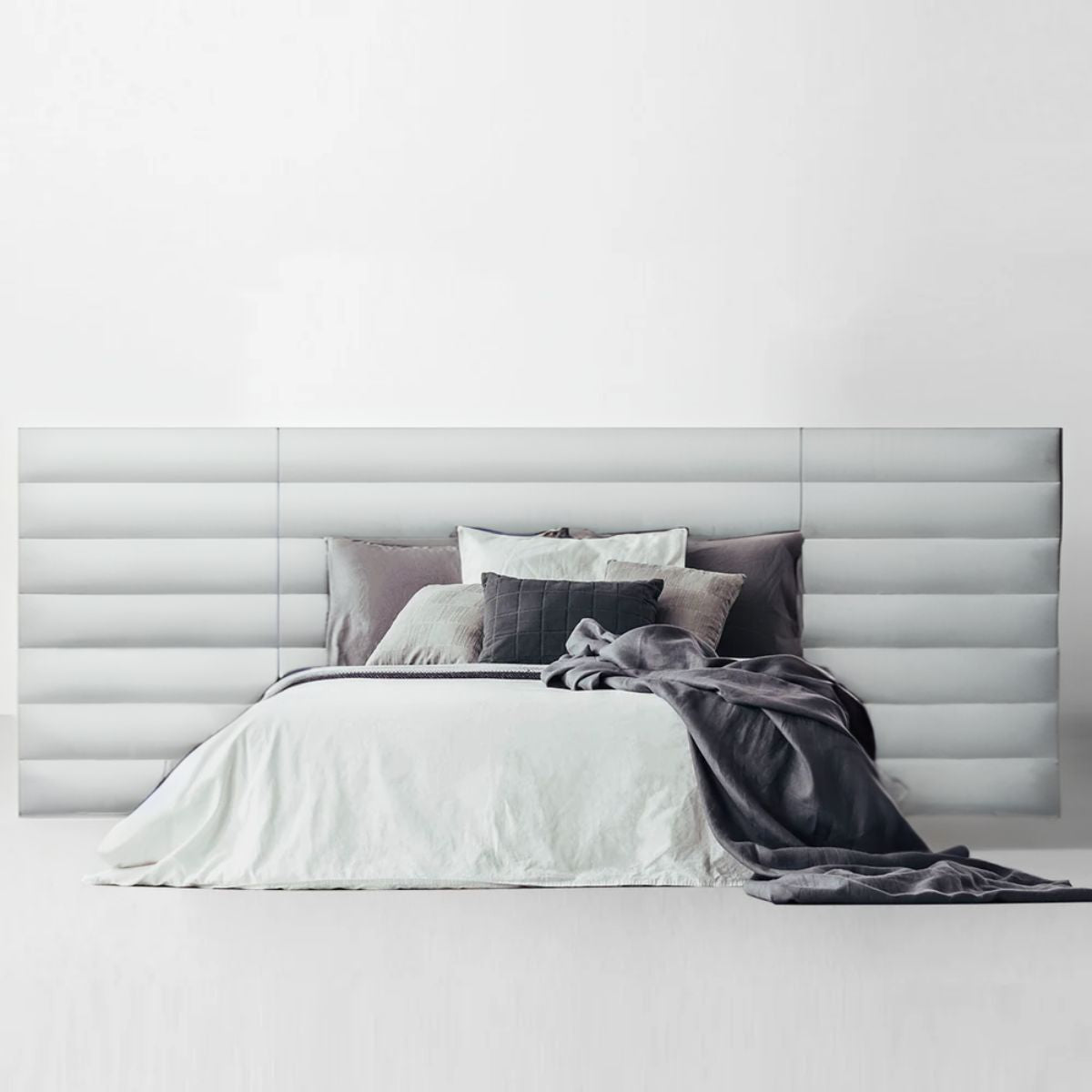 Horizontal Panel Artboard - Nimbus Beds