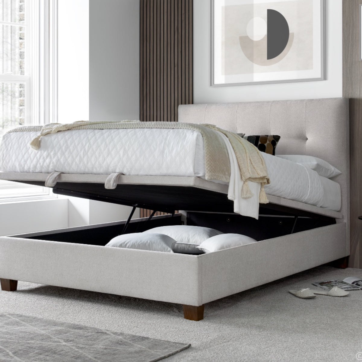 2026 Wallace Ottoman Storage Bed in Clay