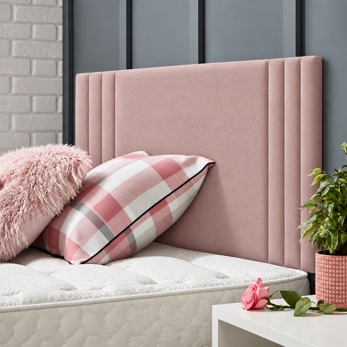 2026 24" Hollie Strutted Headboard
